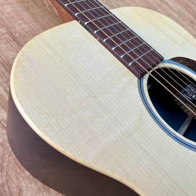 Martin 000-X2E Brazilian Satin Natural image 8