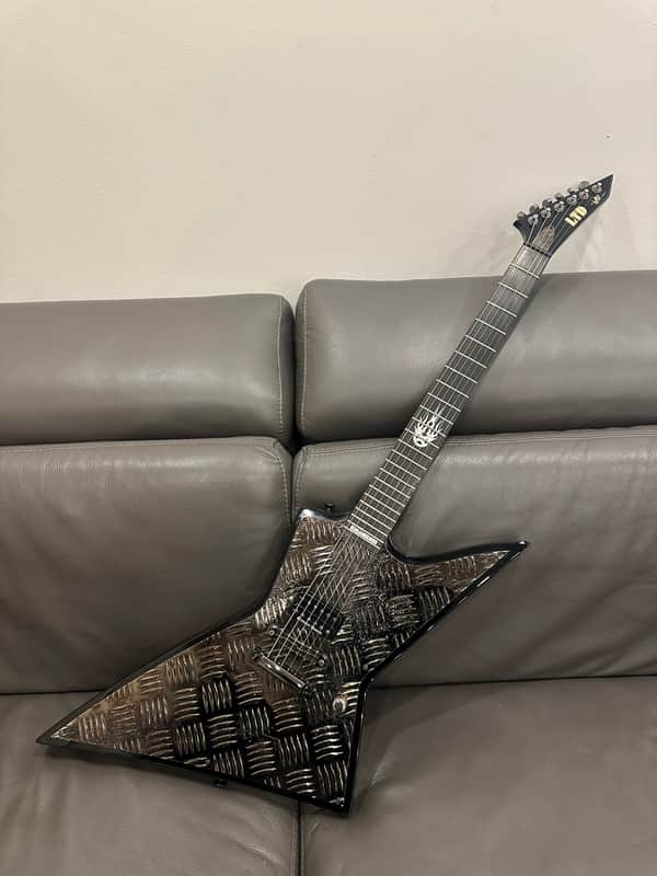 ESP LTD Static-600 Wayne Static Signature 2007 - 2008 - Black with Nickel Diamond Plate image 1