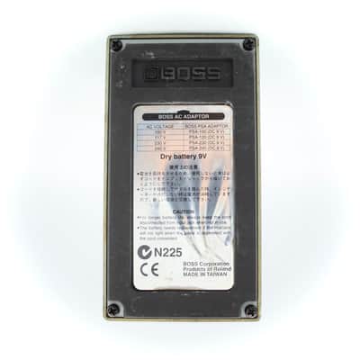 Boss TR-2 Tremolo Guitar Effect Pedal image 4