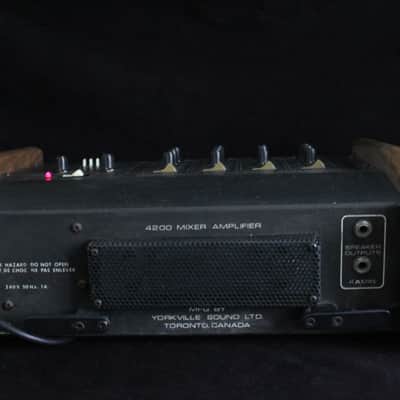 Traynor 4200 Mixer image 4