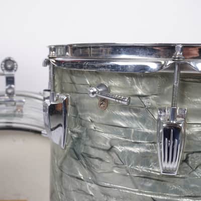 LUDWIG | CLASSIC | 1960s | "DOWNBEAT" | 3 - PIECE SHELL | + MATCHING SNARE DRUM image 8