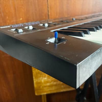 Korg DW-8000 Programmable Digital Waveform Synthesizer DWGS New battery image 5