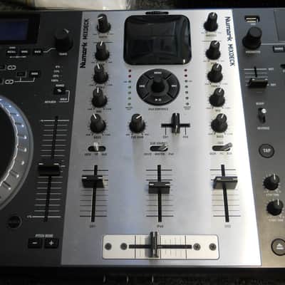 Numark MixDeck 2-Channel Universal DJ System (w/cables, software) image 3