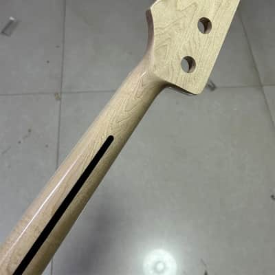21 fret Maple J BASS guitar neck part Maple Fretboard Block Inlay gloss nut 38mm image 3