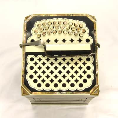 Patek 104 Key Triple Reed Bandoneon Chemnitzer Concertina, Key of C, Original Case, Overhauled image 6