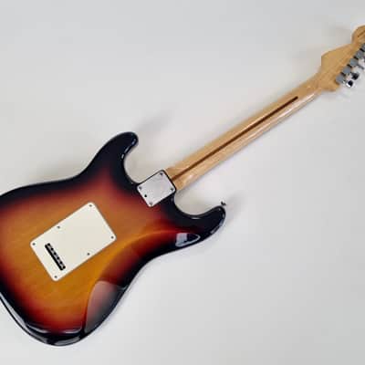 Fender Stratocaster American Standard 2003 Sunburst image 14