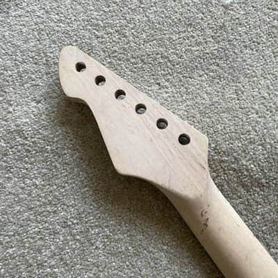Peavey Electric Guitar Maple Wood Neck, Rosewood Fretboard image 3