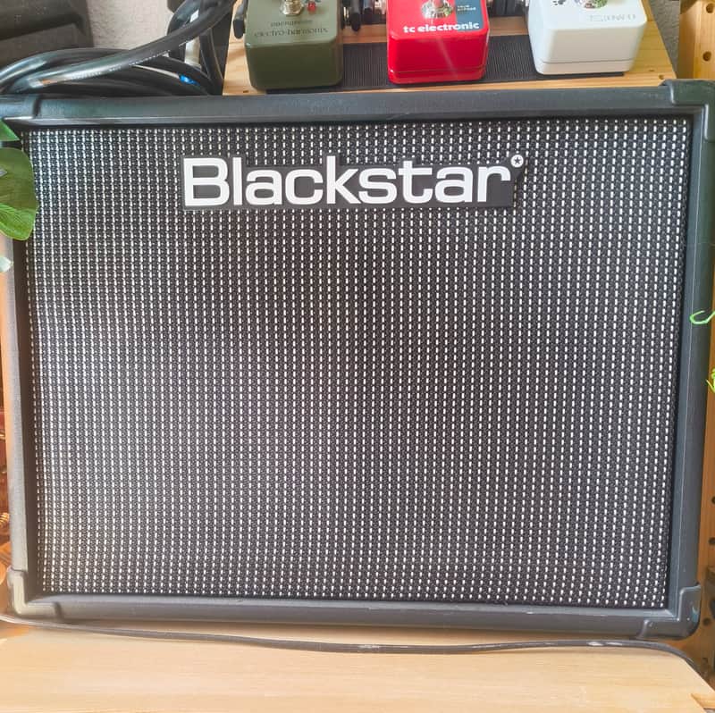 Blackstar ID:CORE 20 V3 Stereo 20-Watt 2x5" Digital Modeling Guitar Combo 2021 - Present - Black image 1
