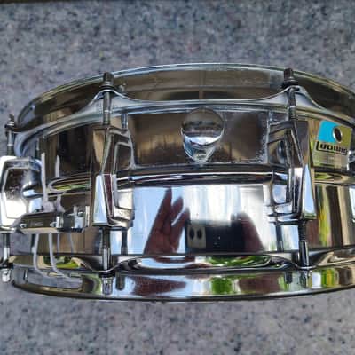 Ludwig No. 400 Supraphonic 5x14" 10-Lug Aluminum Snare Drum with Pointed Blue/Olive Badge 1969 - 1979 - Chrome-Plated image 2