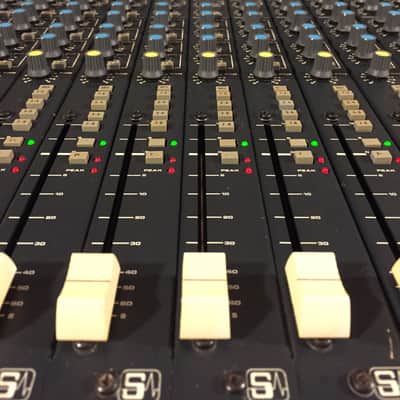 Soundcraft 600 mixing console image 11