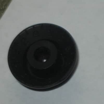 one pair (2 individual knobs) used relic'd genuine Gibson Black TOP HAT Knobs (model PRHK-010) knobs have some visible imperfections from use (the other two knobs from the from the PRHK-010 set are NOT included) image 23