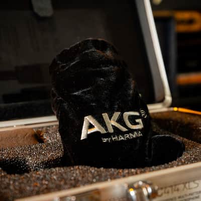 AKG C414 XLS Large Diaphragm Multipattern Condenser Microphone 2010s - Black image 4
