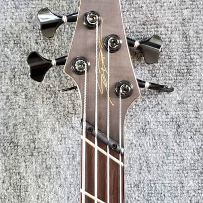 Dingwall Voodoo Prima Natural 4 strings bass image 3