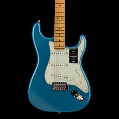 Fender American Professional Classic Stratocaster - Faded Lake Placid Blue #07375 image 3