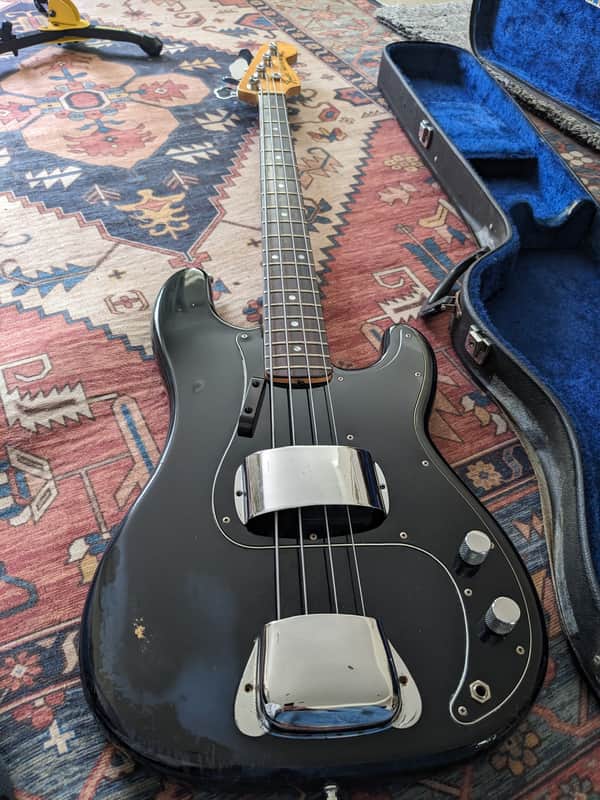 Fender Precision
