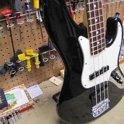 Fender Jazz Bass Long Horn 1989 - Black - USA image 5