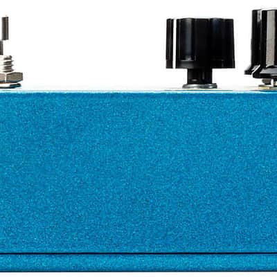 EarthQuaker Aqueduct Vibrato Effect Pedal, Eight Modulation Modes, True Bypass image 5