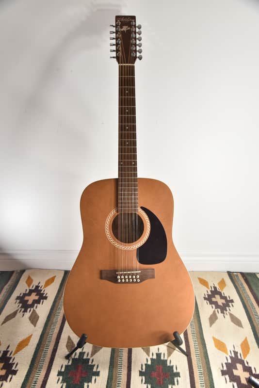 アート&ルシアー モデル WILD CHERRY カナダ製 Art & Lutherie Wild Cherry 12 String 2002 - Satin | Reverb Canada