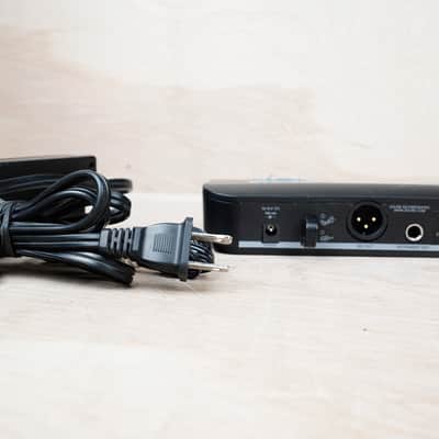 Shure BLX4R-H8 Single Channel Wireless Receiver - Band H8 (518-542 MHz) w/ Power Supply image 5