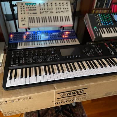 Yamaha MODX M6 61-Key 16-Voice Synthesizer 2025 - Present - Black image 2