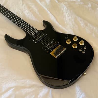 Carvin (Kiesel) DC200 Boutique Super Strat Style Guitar - Neck Through - Black - Made in USA - Free Pro Setup image 4
