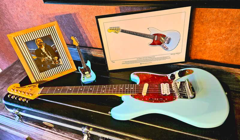 Collection item Fender Kurt Cobain Mustang 2012 - 2014 - Sonic Blue
