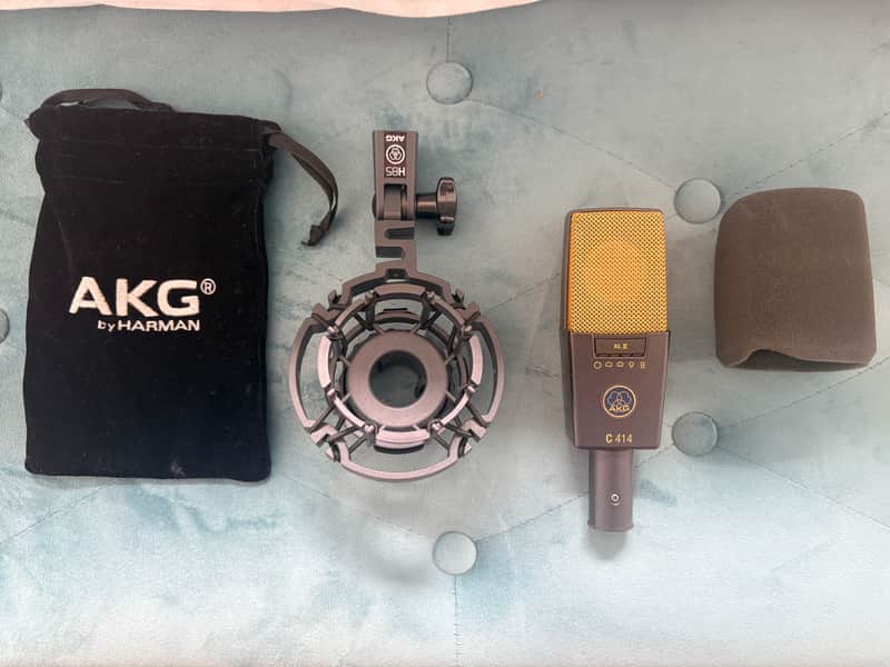 AKG C414 XLII Large Diaphragm Multipattern Condenser Microphone 2010s - Black image 1