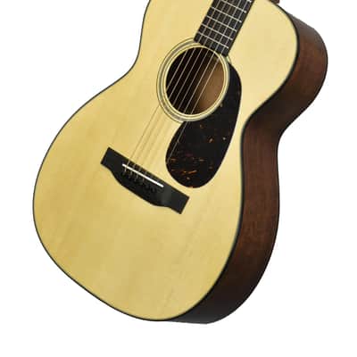 Martin Custom Shop 0-18 Acoustic Guitar in Natural image 5