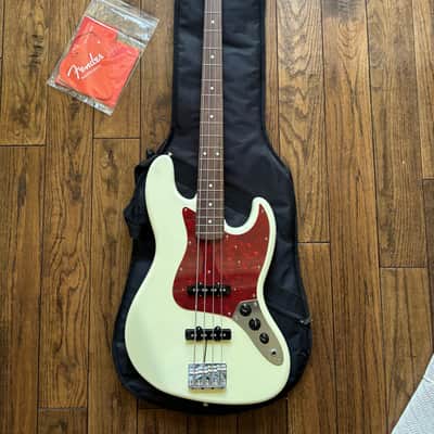 2017 Fender MIJ Traditional '60s Jazz Bass 2017 Arctic White MIJ Japan image 16