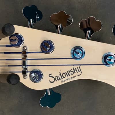 Sadowsky MetroExpress 5 String 2020 Olympic White image 4