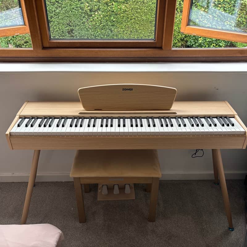 Donner DDP-80 With Matching Stool image 1