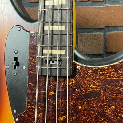 Woodcraft Electric Guitars Retro-Modified Bobcat 4 Relic Sunburst Custom Bass 34" Scale image 4
