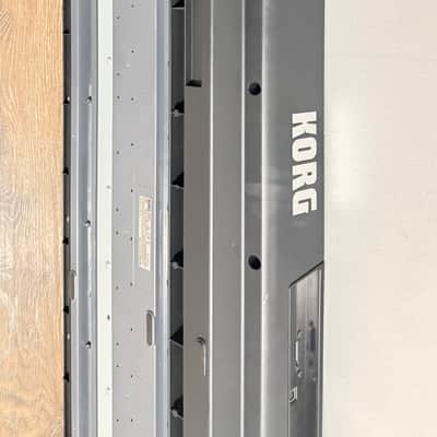 Korg KROSS 88-Key Digital Synthesizer Workstation 2010s - Black image 4