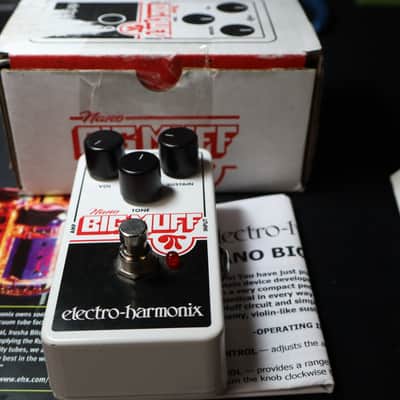 Electro-Harmonix Nano Big Muff Pi Distortion / Sustainer 2013 - Present - White / Black / Red image 2
