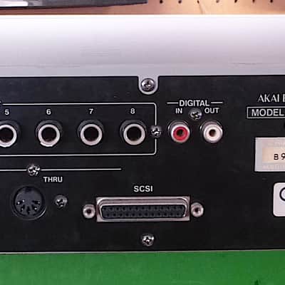 Immagine Sampler Akai S3000XL 100% operativo. 16 bits + multi outputs - 7