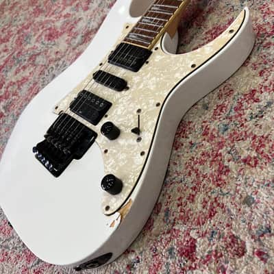 Ibanez RG 350 DX Series 2006 - White image 3