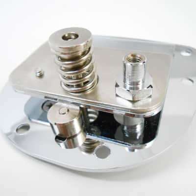 Fender Classic Player Jazzmaster Jaguar Tremolo Vibrato Assembly image 4