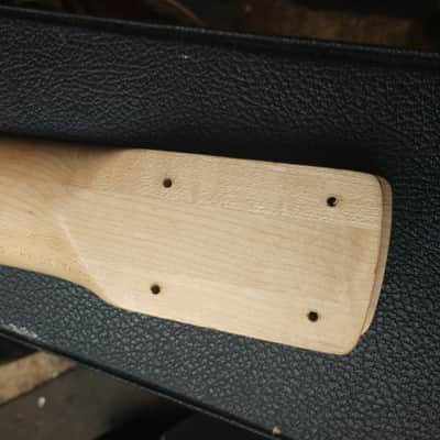 Kramer American (LEFT HANDED) 80's Satin (Hair line crack in the neck) image 4
