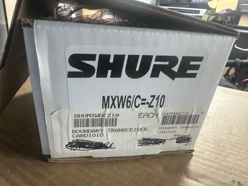 Shure MXW6/C Wireless Boundary Cardioid Transmitter (Band Z10) 2022 - Present - Black image 1