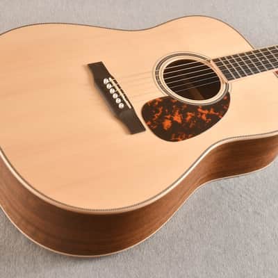 Larrivee D-40 Euro Spruce Special Shedua Ovangkol (2023) image 2