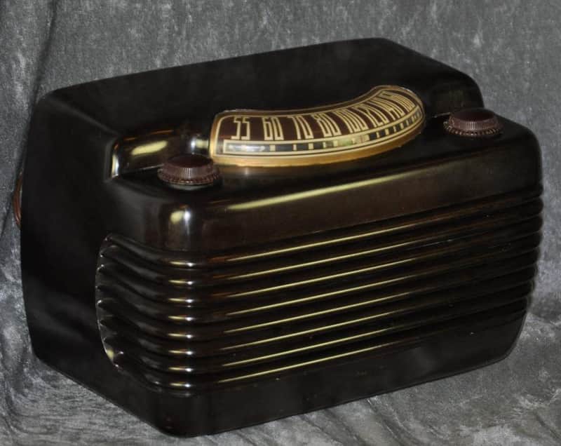 Philco 48-460 Vintage Radio 1950's image 1