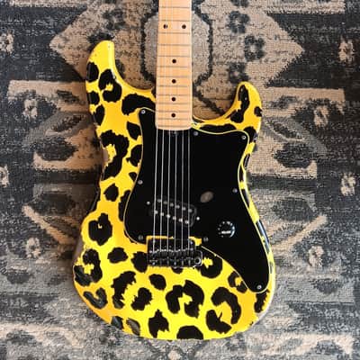 Friedman USA Custom Shop Vintage S Strat Guitar in Yellow & Black Leopard with extras image 2