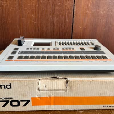 Roland TR-707 RHYTHM COMPOSER Drum Machine w/ box image 9