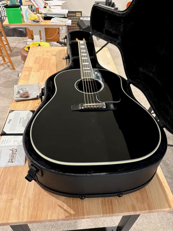 Gibson Custom Shop Modern J-45 Custom 2024 - Present - Ebony