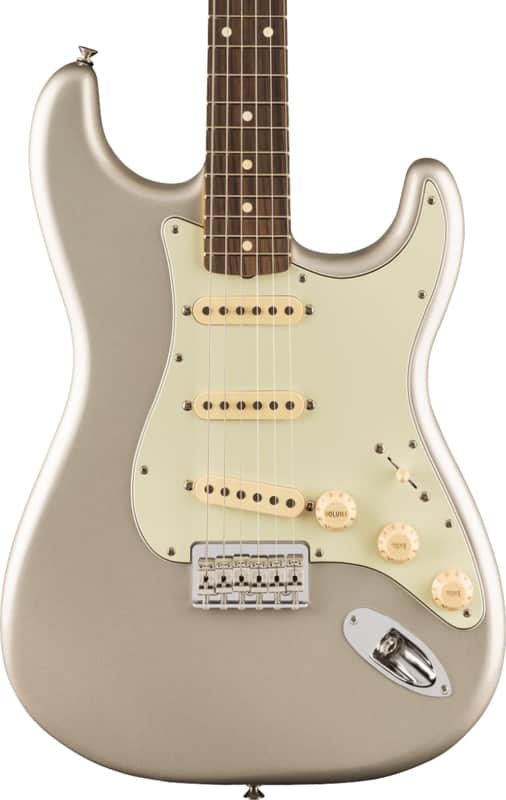 Fender Robert Cray Stratocaster Electric Guitar. Rosewood FB, Inca Silver