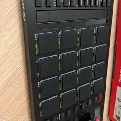 Akai MPC Studio Music Production Controller MK 2 image 8