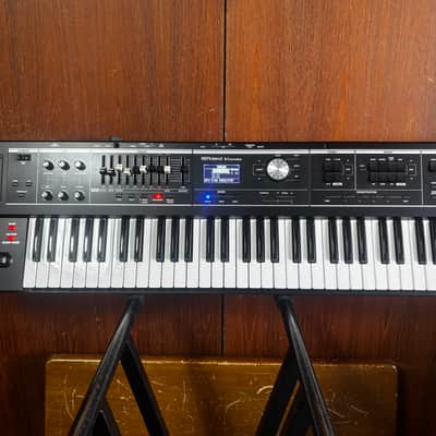 Roland VR-09B 61-Key V-Combo Organ | Reverb