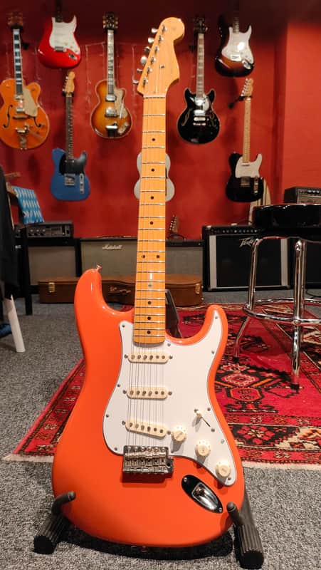 Fender Vintera '50s Stratocaster with Maple Fretboard