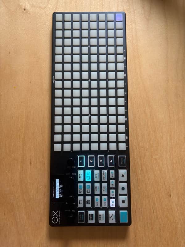 Oxi Instruments One MIDI / CV Sequencer 2023 - 2025 - Black image 1