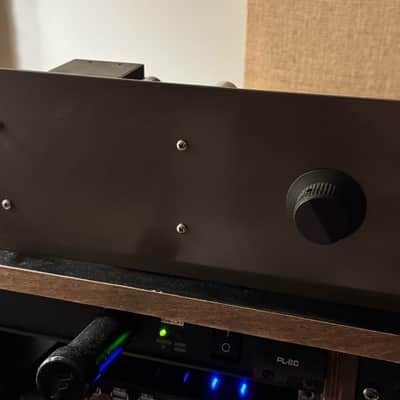 Langevin AM-5116-B Style Line Booster Amp